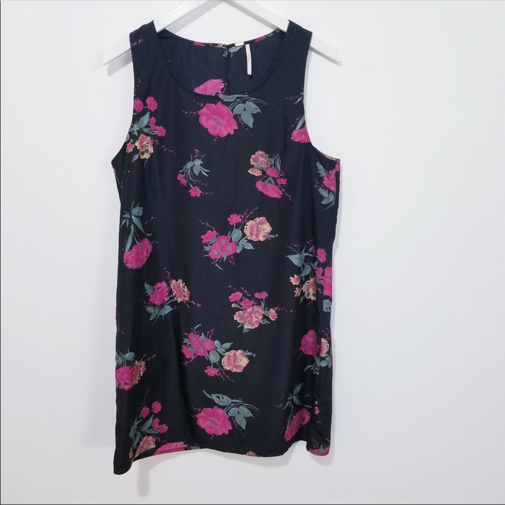 Free People Floral Keyhole Back Shift Dress